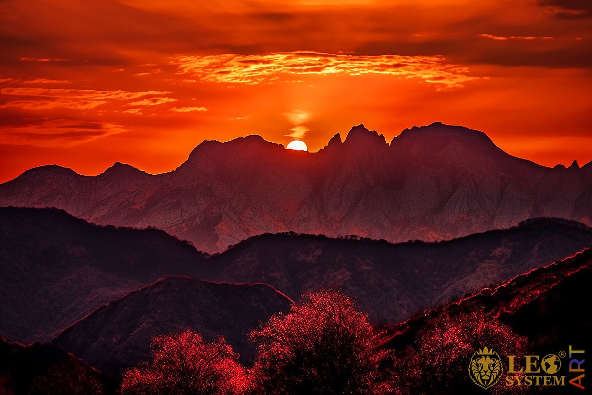 Luxurious red sunset and mountains